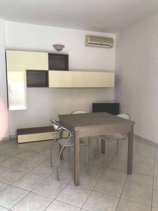 Casa Camere Pistis Assemini Exteriér fotografie